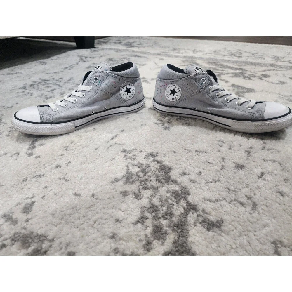 Converse Youth Sz 6 Chuck Taylor All-Star Madison Galaxy Dust Mid White Slip On